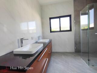 Modern and Quality 2 Bedroom Pool Villa close to City Centre (off plan)