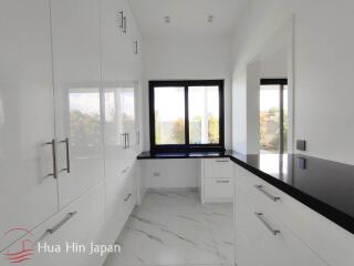 Modern and Quality 2 Bedroom Pool Villa close to City Centre (off plan)