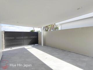 Modern and Quality 2 Bedroom Pool Villa close to City Centre (off plan)