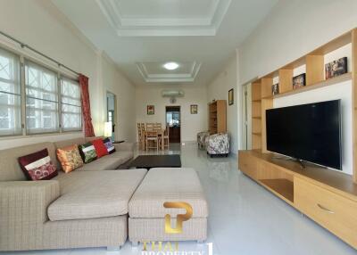 Freestanding Great Location Central 4 Bedroom House For Rent - Hua Hin Soi 70