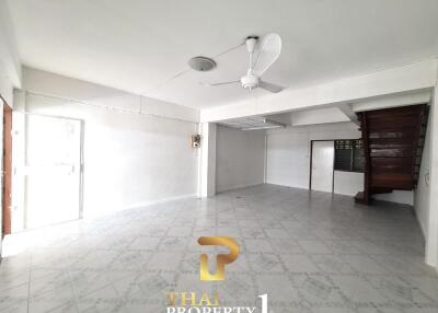 City Center 2 Bedroom Townhouse - HuaHin