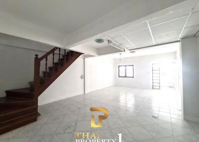 City Center 2 Bedroom Townhouse - HuaHin