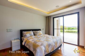 Black Mountain Absolute luxury golf course villa for sale Hua Hin