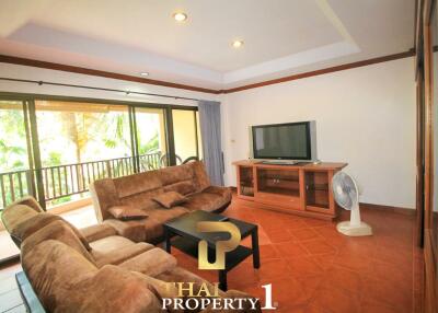 One Bed Condo At Chateau Dale - Thappraya Rd - Pattaya