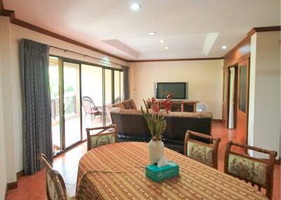 One Bed Condo At Chateau Dale - Thappraya Rd - Pattaya