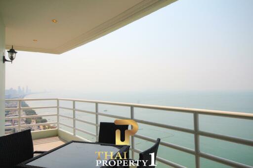 Sea view - Corner one bedroom unit for sale at View Talay 7