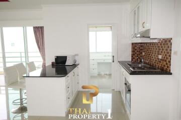 Sea view - Corner one bedroom unit for sale at View Talay 7