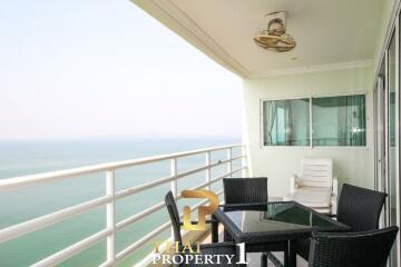 Sea view - Corner one bedroom unit for sale at View Talay 7