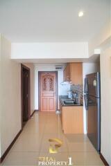 Large One Bed Condo At Sombat Condotel - Pratamnak