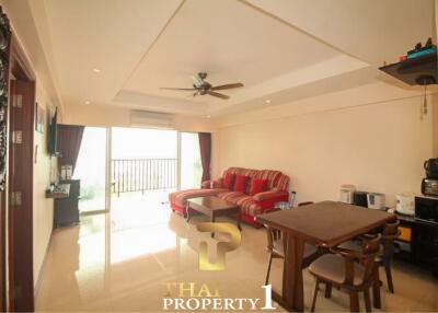 Large One Bed Condo At Sombat Condotel - Pratamnak