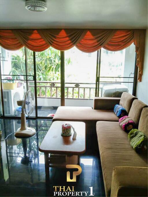 Superb Location 3 Bed 2 Bath Condo Jomtien Beach