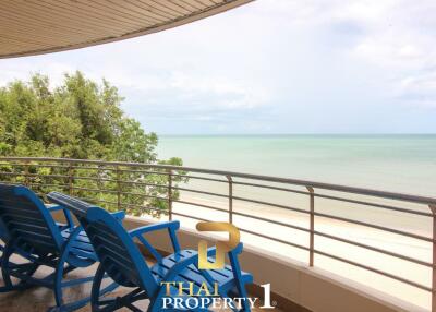 Fantastic 4 Bed Unit With Panoramic Sea View At Baan Hansa Condominium - Cha Am