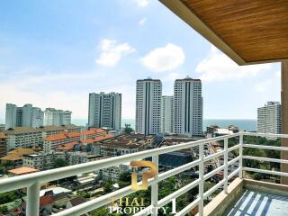 Great Value - Partially Renovated - Foreign Name Owned 3-4 Bed Unit - View Talay 2