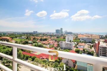 Great Value - Partially Renovated - Foreign Name Owned 3-4 Bed Unit - View Talay 2