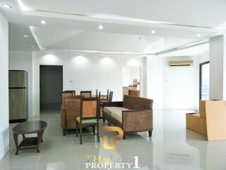 Great Value - Partially Renovated - Foreign Name Owned 3-4 Bed Unit - View Talay 2