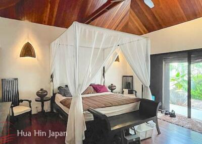 Balinese Style Luxury Villa in White Lotus Project, only 4 km to BluPort Mall (completed, Fully Furnished)