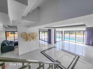 Newly Completed Modern 5 Bedroom Pool Villa with Great View, 15 min South of Hua Hin