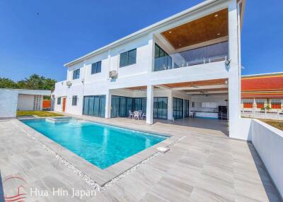 Newly Completed Modern 5 Bedroom Pool Villa with Great View, 15 min South of Hua Hin