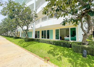 Pool Access - Ground Floor 4 Bedroom Unit For Sale At Baan Sae Chuan Hua Hin