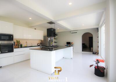 5 Bedroom House On A Large 3,154 land At  Palm Gate - Hua Hin