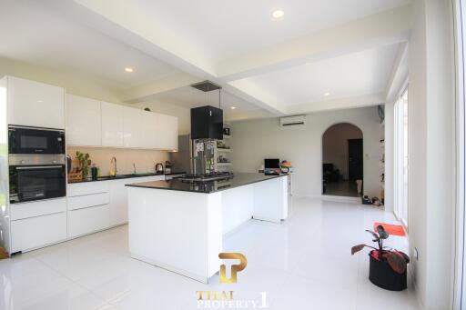 5 Bedroom House On A Large 3,154 land At  Palm Gate - Hua Hin