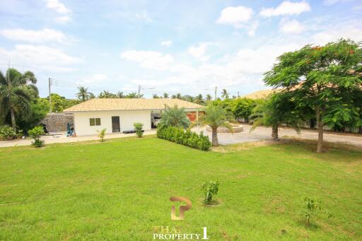 5 Bedroom House On A Large 3,154 land At  Palm Gate - Hua Hin