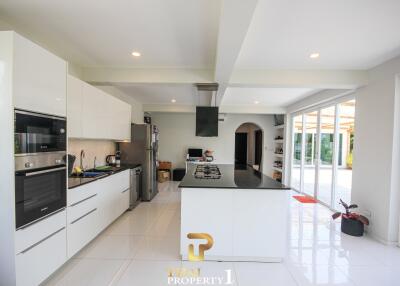 5 Bedroom House On A Large 3,154 land At  Palm Gate - Hua Hin