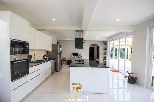 5 Bedroom House On A Large 3,154 land At  Palm Gate - Hua Hin