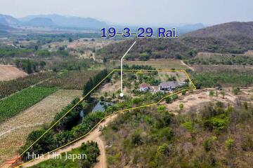 Big luxury estate villa with very large land for sale west of Hua Hin