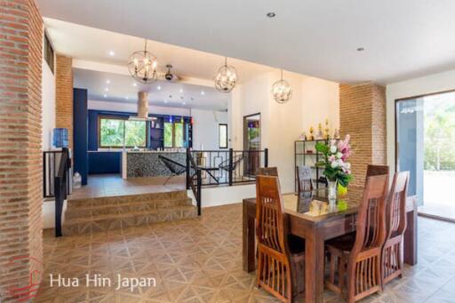 Big luxury estate villa with very large land for sale west of Hua Hin