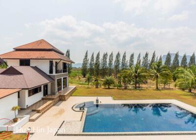 Big luxury estate villa with very large land for sale west of Hua Hin