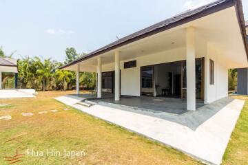 Big luxury estate villa with very large land for sale west of Hua Hin