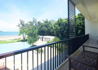 Amazing 4 Bed, Absolute Beachfront Condo in Khoa Tao