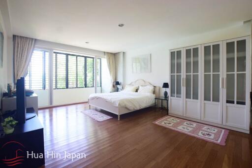 Amazing 4 Bed, Absolute Beachfront Condo in Khoa Tao