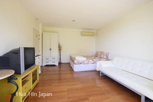 Amazing 4 Bed, Absolute Beachfront Condo in Khoa Tao