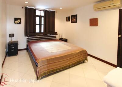 Cozy 3 Bedroom Pool Villa only 1 km from Pak Nam Pran Beach Area (Completed, Furnished)