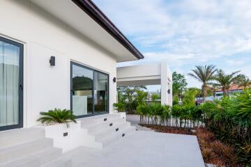 Modern 3 Bedroom Pool Villa Inside Prestigious Belvida Residence