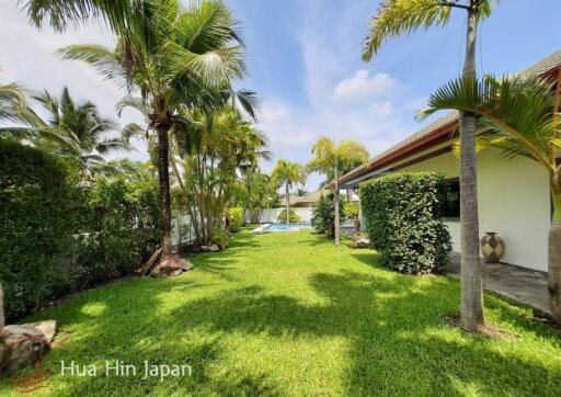 **Recently Remodeled** Spacious 3 Bedroom Pool Villa off Pala U road, Close to Downtown