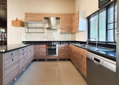 3 Bedroom Villa in Completed Project on Soi 88