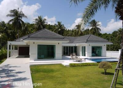 High quality house only 800 meters from Dolphin Bay Beach