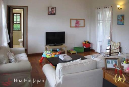 4 Bedroom House on Hin Lek Fai Hill very close to Town