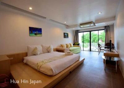 Spacious Studio Unit inside Resort Apartment in Khao Takiab