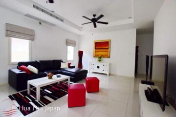 3 Bedroom Executive Pool Villa On The Way To Banyan Golf