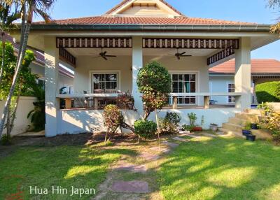 Beautiful 3 Bedroom Pool Villa Near Black Mountain Golf