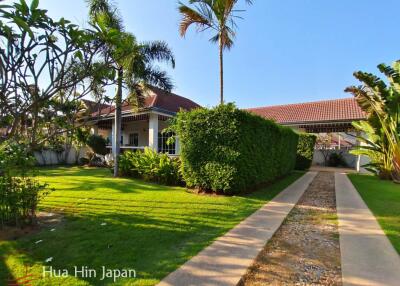 Beautiful 3 Bedroom Pool Villa Near Black Mountain Golf