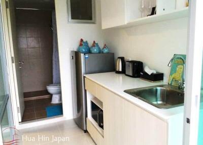 Good size studio unit, walking distance to Khao Takiab Beach