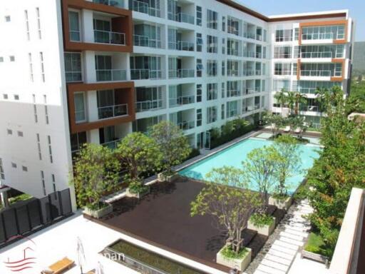 1 Bedroom unit in Breeze Condo, pool view