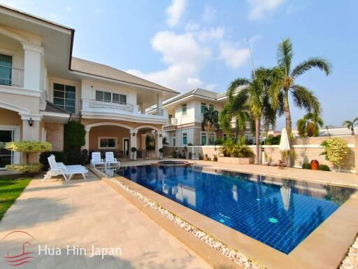 Nice Two Story 4 Bedroom Pool Villa Close to Town