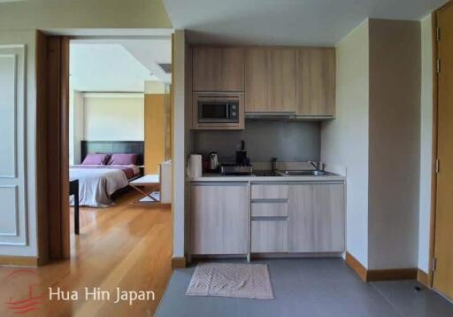 Recently Renovated 1 Bedroom Unit inside 5 Star Amari Residence in Khao Takiab