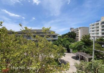 Recently Renovated 1 Bedroom Unit inside 5 Star Amari Residence in Khao Takiab